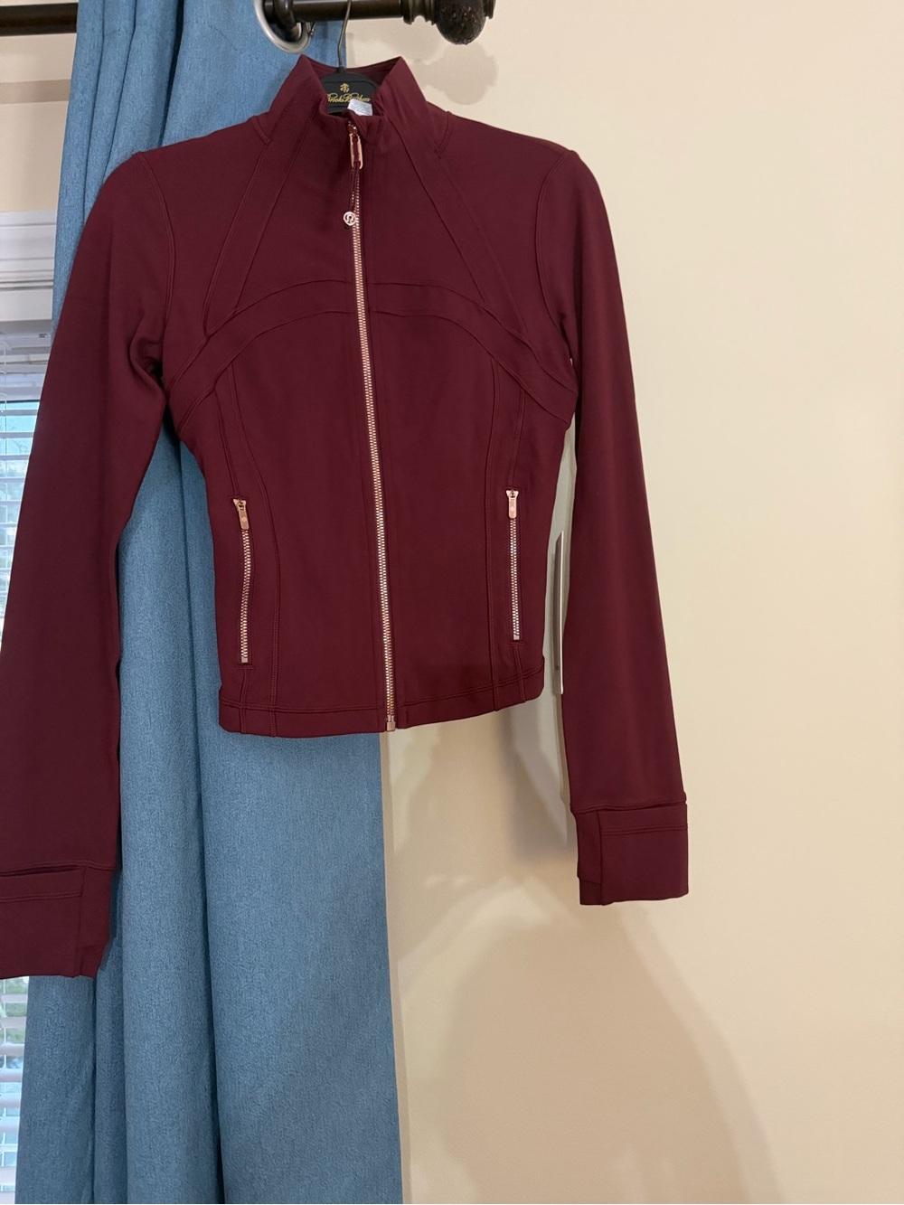 Lululemon Define Cropped Jacket Burgundy Bay Size: 0 NWT